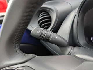 Toyota Aygo X Juniper Blue Metallic / 20