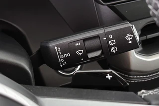Jeep Compass First Edition 74 kWh  Panoramadak 360 Camera Massage / 48