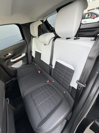 Citroën C3 100pk Max (Camera - LED - Automatische Airco - Navigatie - Parkeersensoren - Draadloos laden - Apple Carplay) / 14
