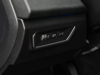 Lynk & Co 01 1.5 Plug-in Hybrid 262 PK Black Edition SOH 92% Panoramadak 360 Camera Infinity ACC LED Rondomzicht Camera Apple CarPlay/Android Auto 20" / 38