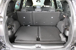 Opel Frontera 1.2 Turbo Hybrid Ultimate 7p. | Keyless Entry & Start | Winterpack | BLIS | Achteruitrijcamera / 38