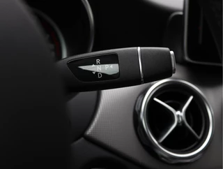 Mercedes-Benz GLA 200 Premium  | Trekhaak | 360 Camera | LED / 29