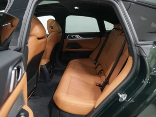 BMW i4 M50 84 kWh Schuifdak | Harman Kardon | CoPilot / 28