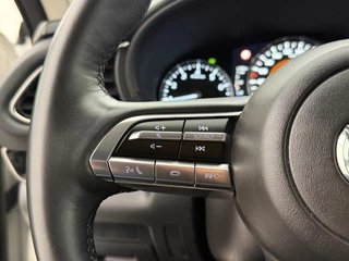 Mazda CX-30 2.0 e-SkyActiv-X M Hybrid Comfort | Automaat | Navigatie | Camera | Parkeersensoren | Stoelverwarming | Apple CarPlay / 16