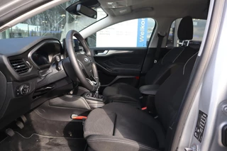 Ford Focus Wagon 125PK HYBRID TITANIUM-X VIRTUAL-COCKPIT B&O AUDIO CLIMA P-SENSOREN 17"LMV LED CAMERA WINTERPACK NL-AUTO / 16