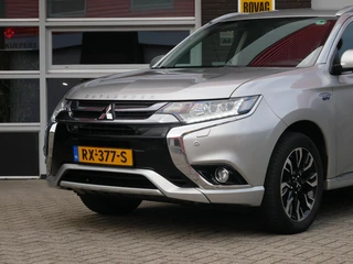 Mitsubishi Outlander 2.0 PHEV Premium Trekhaak| Camera| NAP / 27