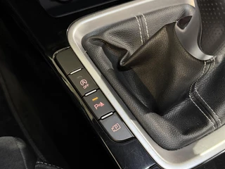 Kia ProCeed 120PK T-GDi GT-Line | Schuif/kanteldak | Stoel-en stuurwielverwarming | Elektrische achterklep | Camera | Apple CarPlay/Android Auto | Full LED | All season banden / 25