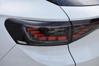 Volkswagen ID.4 First Max 77 kWh | Head-Up display | Stoelmassage | Pano | / 30