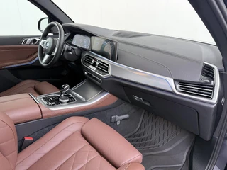 BMW X5 xDrive45e High Executive BOMVOL! | PANO | HARMAN KARDON | LASER LED | ELEK. ACHTER KLEP | ELEK. TREKHAAK | STOELVERWARMING | ELEK. MEM. SEAT | ACHTERUITRIJCAMERA | 22'' VELGEN | RIJKLAAR PRIJS + 12 MND BOVAG GARANTIE | / 50
