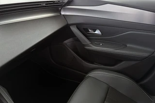 Peugeot 308 SW 1.6 Plug-in Hybrid 195 GT / 44