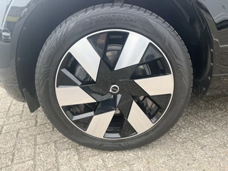 Volvo XC60 2.0 B4 Momentum Business  | Keyless | LED | Apple/Android | PDC v+a incl. Camera | Google | Elekt. Klep / 16