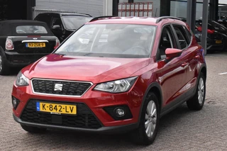 SEAT Arona 1.0 TSI Style Business Intense Carplay Navigatie | BSM | Climate en Cruise Control | 12 mnd BOVAG garantie | Whatsapp 06-53188999 / 22