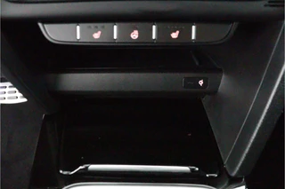 Kia XCeed 1.5 T-GDi GT-Line  - Automaat - Panorama dak - Stoel/Stuur verwarming - Navigatie - Climate Control - Achteruitrijcamera - Elektrische Achterklep - Fabrieksgarantie tot 06-2032 / 61