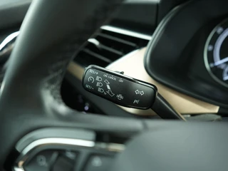 Skoda Scala 1.0 TSI First Edition | Pano | Stoelverwarming | Clima | Cruise | Carplay | / 23