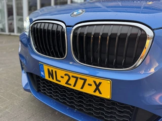 BMW X1 X1 sDrive20i High Executive M Sport I Automaat I HUD I LED I Stoelverw. I Sportstoel / 16