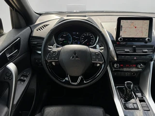 Mitsubishi Eclipse Cross 2.4 PHEV Prestige SOH 98,9% - PANO / 16