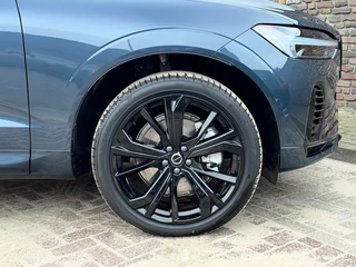 Volvo XC60 2.0 T6 AWD Ultra Black Edition Panodak H&K 360 Camera / 13