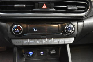 Hyundai Kona 1.6 Hybride Automaat Fashion Sky I Schuifdak / 26