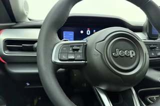 Jeep Avenger 1.2 e-Hybrid Summit Automaat | JBL Soundsystem| Navigatie | Draadloze telefoonlader | Elektrische achterklep | Camera | Keyless | Carplay / 21