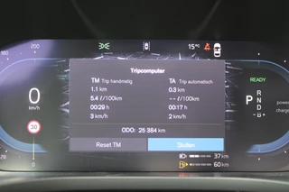 Volvo XC60 2.0 T8 Plug-in hybrid AWD Ultra Dark  | Head-Up | Panoramadak | Leder | H&K | BLIS / 14