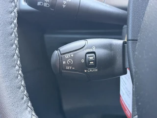 Citroen C3 Feel Edition 1.2 PureTech 82PK Navigatie, Climate Control, Cruise Control, Bluetooth, Elektrische Ramen Voor / 16