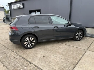 Volkswagen GOLF 1.5 TSI MOVE Business / 9