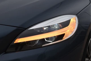 Volvo V40 1.5 T2 Polar  | NL-Auto | Historie | Standkachel | Stoelverwarming | Nav | Sfeerverl. | Full LED | Zeer netjes / 9
