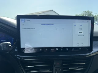Ford Focus 1.0 EcoBoost Hybrid ST Line X  | Adapt. Cruise | Apple/Android | Stuur- en stoelverwarming | Keyless | PDC v+a incl. camera / 59