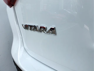 Suzuki Vitara 1.4 BOOSTERJET SMART HYBRID SELECT  Keyless | Camera | Stoelverwarming | Navi / 32