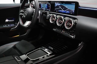 Mercedes-Benz CLA-klasse 250 e Business Solution AMG | WINTER PACK | PANORAMADAK | STUURVERWARMING | CAMERA / 4