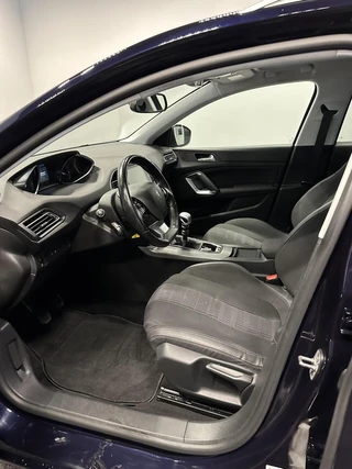 Peugeot 308 SW 1.2 PureTech Allure|Pano|Airco|Cruise|Navi|Apple Carplay|NAP| / 14