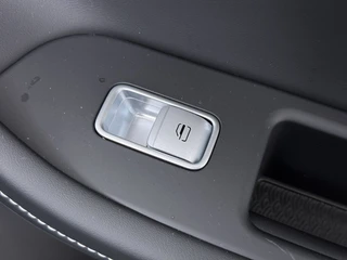 Omoda 5 SHS 1.6 T-GDi SHS-H Comfort  - FULL OPTIONS - Stoelverkoeling/verwarming - Stuurverwarming - SONY AUDIO - 7 jaar fabrieksgarantie of 150.000km / 43