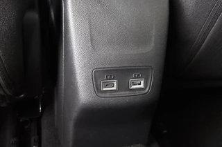 Peugeot 208 1.2 Hybrid 110 e-DCS6 Allure / 29