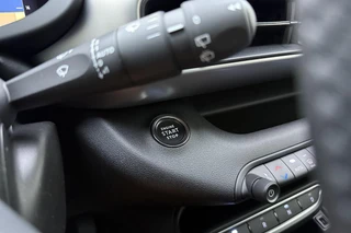 Jeep Avenger 1.2 e-Hybrid 110pk Black Edition | 8 Jaar Fabrieksgarantie | Panoramadak | Keyless | Navigatie | JBL audio | Elektrische kofferklep | Adaptieve cruise control | Stoelverwarming / 33