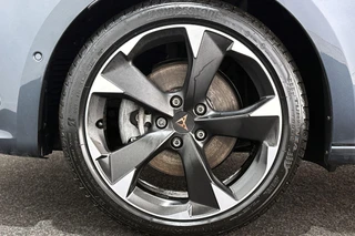 CUPRA Leon Sportstourer 1.4 e-Hybrid Business Panoramadak Stuur-Stoelverwarming Camera / 22
