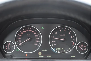 BMW 3 Serie Touring 320i xDrive High Executive M 184 pk  | Vol | HUD | Elekt.haak | Keyless | Open dak | Camera | LED/Xenon | LM-Velgen 19" / 20