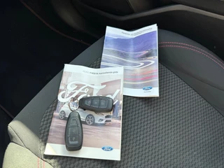 Ford Fiesta 1.0 Ecoboost ST-Line Panoramadak Carplay Winterpakket Led Navigatie / 40