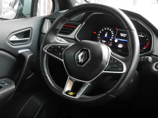 Renault Captur 1.3 mild hybrid 140 RS Line | Stoel en stuurverwarming | Achteruitrijcamera| 18 inch lichtmetalen velgen | Adaptive cruise control | Climate control | Trekhaak / 14