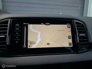 Skoda Karoq 1.5 TSI ACT Sportline / Trekh. / Carplay / Navi / 26