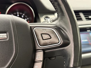 Land Rover Range Rover Evoque 2.0 Si4 HSE Dynamic Trekhaak | Panodak | Cruise Control | Camera | Stoelverwarming / 17