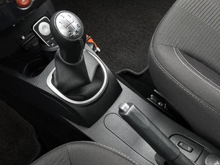 Renault Clio 1.2 TCe Collection 100PK  1e EIGENAAR | DEALER ONDERHOUDEN | AIRCO | CRUISE | NAVI | LM VELGEN / 18