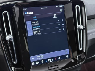 Volvo C40 Recharge Core 69 kWh SOH 93%|VOLVO DEALER ONDERHOUDEN| ACHTERUITRIJCAMERA| PANORAMADAK| STOEL + STUURVERWARMING| RIJKLAARPRIJS INCL. 12 MAANDEN BOVAG GARANTIE| / 34