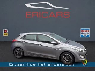 Hyundai i30 1.6 GDI i-Drive Cool AIRCO LM / 2