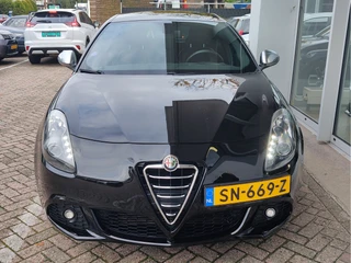 Alfa Romeo Giulietta 1.4 T SPORTIVA AUTOMAAT  Cruise Control | Clima | Parkeersensoren / 9