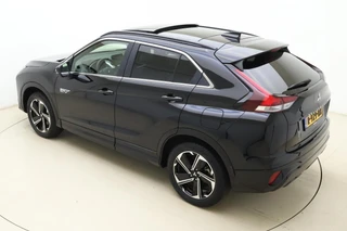Mitsubishi Eclipse Cross 2.4 PHEV Prestige Automaat | SOH: 98% | Lederen bekleding | Panoramisch schuifdak | Stoel & Stuurverwarming | Camera | Climate control | Extra getint glas / 6