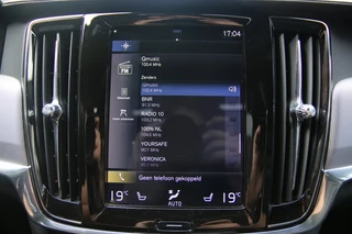 Volvo V90 2.0 T4 R Design Pano | Trekhaak | Apple carplay | Pilot assist | / 13