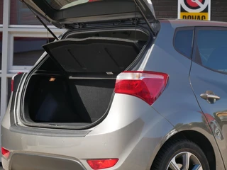 Hyundai ix20 1.6i Premium Camera| Cruise| Navi+BT / 27