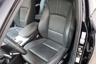 BMW X3 xDrive20i High Executive M Sport Pakket Automaat  / Navigatiesysteem Professional / Leder / Trekhaak / 18 Inch / Xenon / Stoelverwarming / Climate Control / Parkeersensoren voor+achter / Lichtpakket / Cruise Control / 15