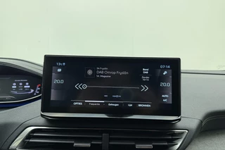 Peugeot 5008 1.2T 130pk Automaat GT | Elektrische achterklep | Black Pack | 19'' velgen | Achteruitrijcamera | 7 Persoons / 24