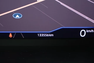 Volkswagen T-Roc 1.5 TSI 150pk DSG Sport Black Style Keyless Camera Virtual Cockpit Navigatie / 39